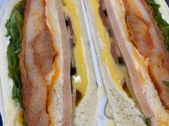 奥尔良鸡腿三明治-心乐生活新鲜屋(星海广场店)