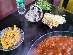 -渝宗老灶火锅(巴国城店)