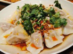 -爆炸头阿姨小四川正宗川味小吃(无任何分店)
