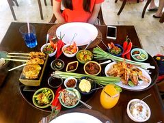 -Bamboo Bar & Grill Restaurant