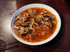牛油果芭乐-酤居湖景音乐餐吧(安宁店)