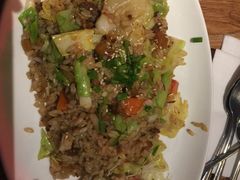 -玛格萝妮(汇智国际商业中心店)
