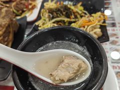 -孔一凡·手工饺子(时尚明苑店)
