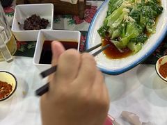 -刘姐啤酒鱼民族演艺餐厅(西街总店)