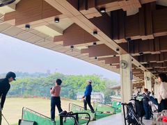 -麓湖高尔夫球俱乐部