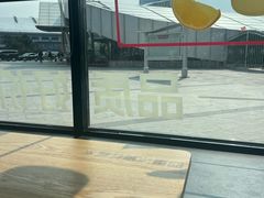 -必胜客(WOW中央公园店)