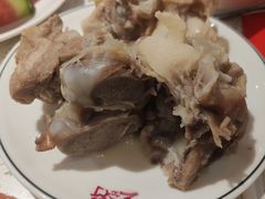 -三人行骨头王火锅(长寿店)