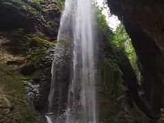 -龙水峡地缝景区