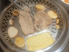 -木槿花韩式炭烤·熟成肉工坊(孙文东路店)