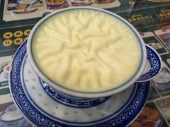 -广信牛奶甜品世家(台东店)