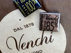 -VENCHI 闻绮(上海佛罗伦萨小镇店)