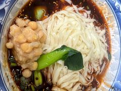 -阿依娘镇店豌杂面(三峡广场店)