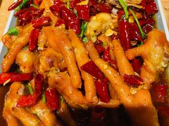 -喝丢一只鞋海鲜烧烤·海肠捞饭(东关街店)