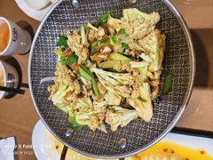 -东口码头·烧鸽子·鱼头泡饼·地方菜(金鹰悦城店)