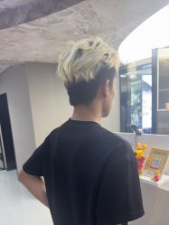 -宫铭烫发染发接发店