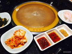 -猪啊牛呀羊啊铜盘烤肉(正大广场店)