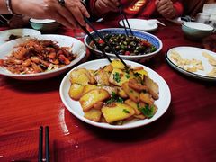 -芦茨金富饭庄·25年老字号·专做稻草鸡