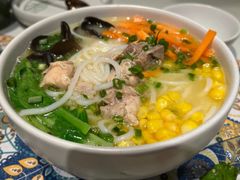 -云海肴·汽锅鸡·云南菜(天山百盛优客店)