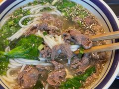 -云阿蛮云南生烫牛肉米线(奉贤路店)