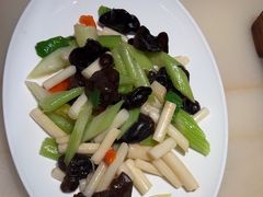 -吕记老鸭汤·徽菜馆(东营路店)