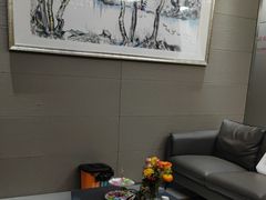 -雅悦齿科(顾村公园店)