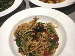 油鸡枞煮饵丝-半山腰·云南菜(侨福芳草地店)