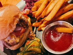 烟熏培根牛肉汉堡-Devils’ Brewery小恶魔精酿啤酒(泛海美式熏肉店)