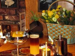 -月亮眼花园餐厅书吧酒吧