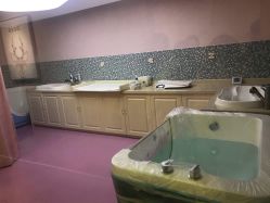 -海豚湾高端月子会所(黄浦店)