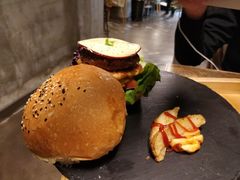 芝士汉堡-HIGH FIVE哈福手工汉堡(桂林路店)