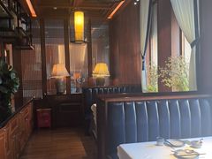 -八府香鸭·啫啫煲(华山路店)