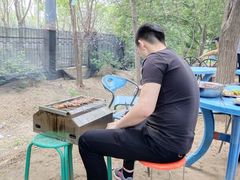 -尚庄度假村·庭台树下·户外烧烤·团建CS·轰趴营地(上庄水库店)