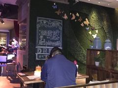 -蝴蝶汇音乐酒馆(罗湖店)