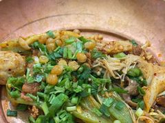 -成都你六姐·牛肉冒菜(城市集市合生汇店)