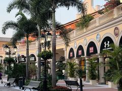 -佛罗伦萨小镇广佛名品奥特莱斯(疏港路店)