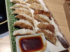 菌菇煎饺-大和食乐·鲜和牛酸汤火锅(环宇荟店)