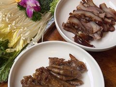 -老鼎万春卤菜(五代传承创始老店)