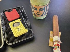 -星巴克(深圳龙岗广百店)