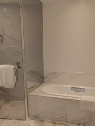 -玥奢国际母婴护理中心(滨江宝龙店)