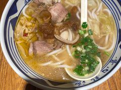 -鑫花溪牛肉米粉(凤凰街创始总店)