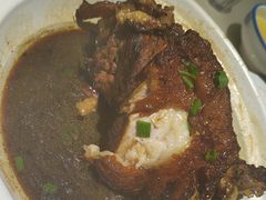 -老码头黑皮肘子锅包肉(赣水路店)