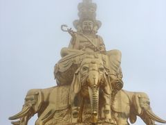 -峨嵋山金顶