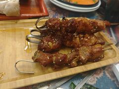 -乡村馕坑肉·烧烤·新疆菜·本地人更爱吃(阿勒泰首店)