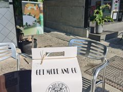 露天位-Juicy Bakery(大学路店)