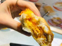 招牌咸牛肉芝士猪仔包-华嫂冰室(尖沙咀店)