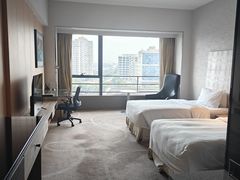 -上海虹桥西郊假日酒店