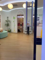 -雏芽婴幼儿游泳·小美医生小儿推拿(西村店)