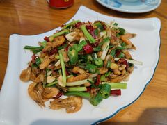 -梁姐啤酒鱼(兴坪古镇店)