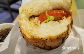 Lighting Chicken Sandwich