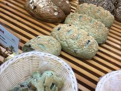 -焙丽拾光(麦凯乐直营店)